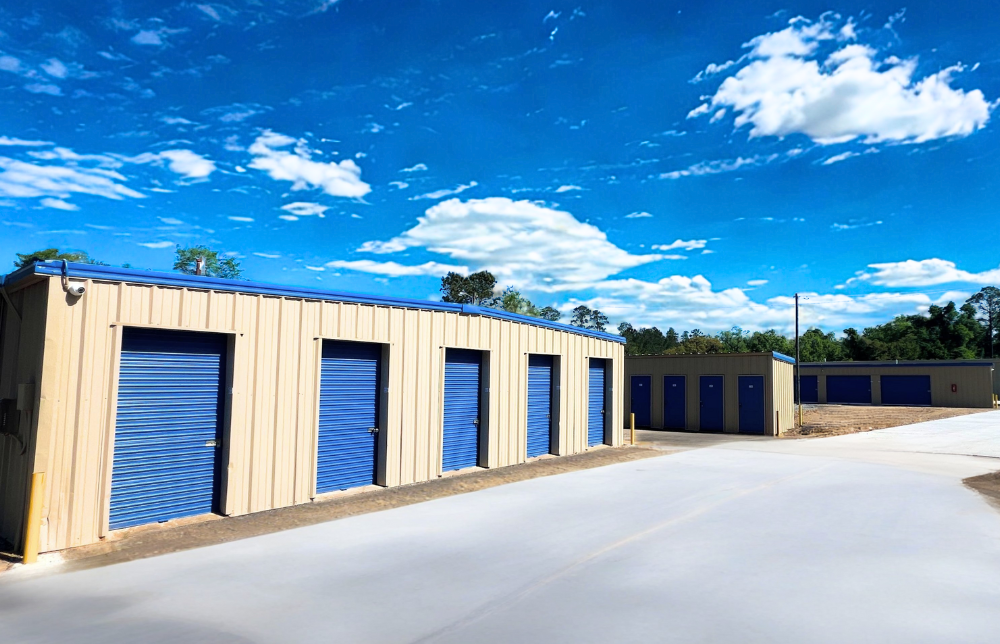 Self storage with wide drives in Bainbridge GA